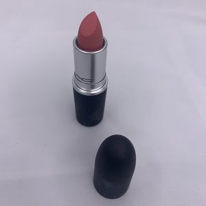 LIKE NEW! MAC POWDER KISS LIPSTICK SULTRINESS